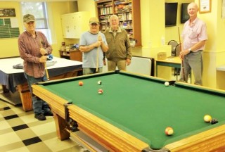 wallaceburg adult activity centre