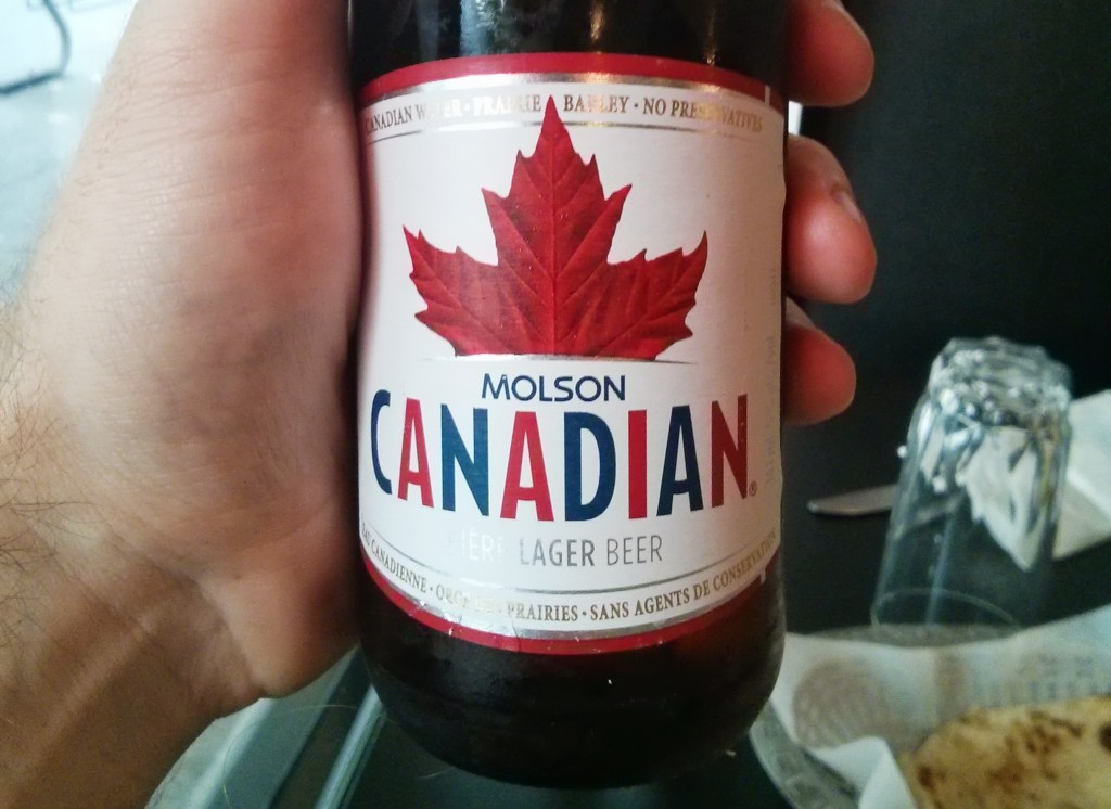 Molson_Canadian_Beerbottle