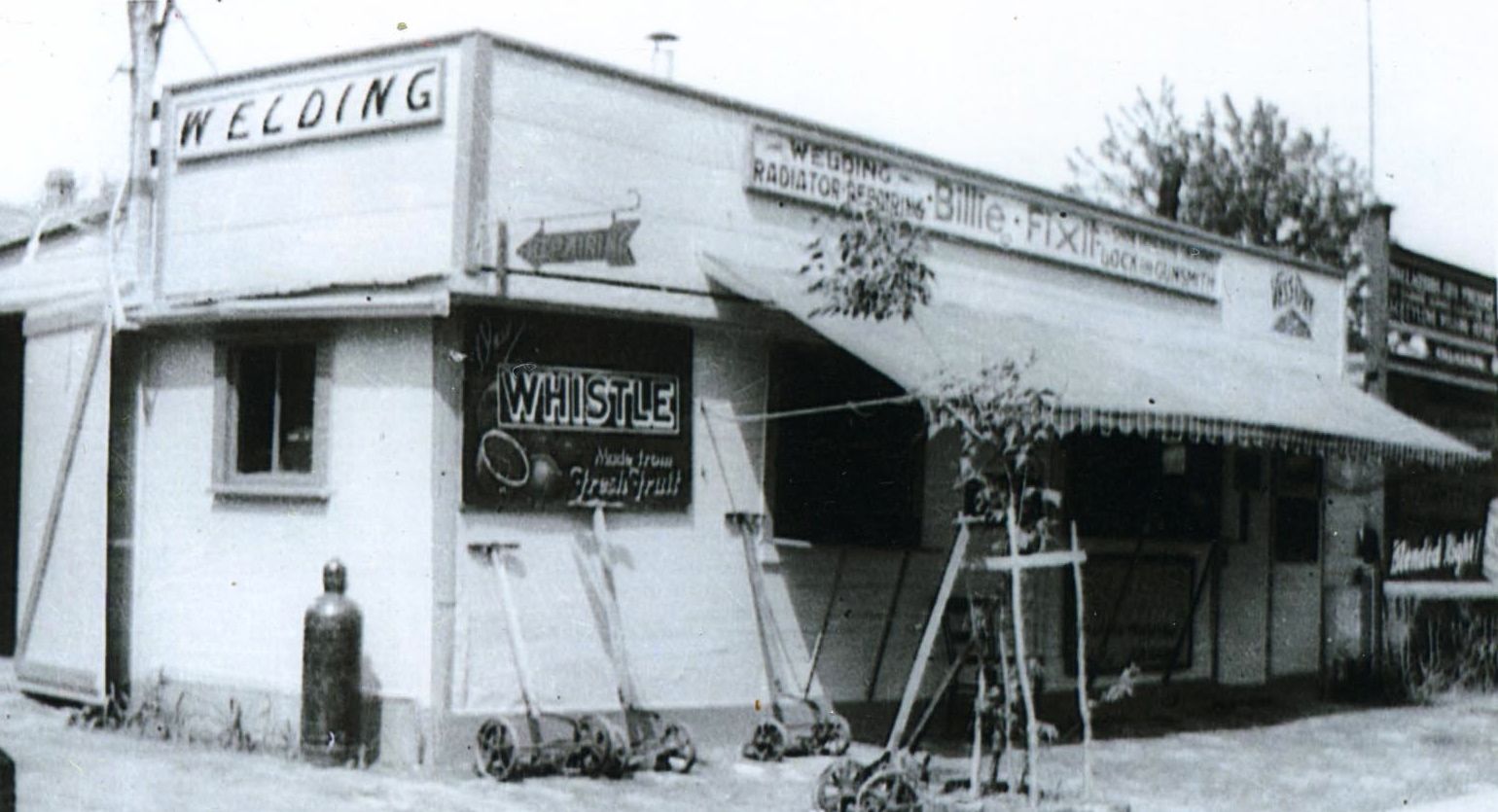 1940 Wm Woodward shop King St