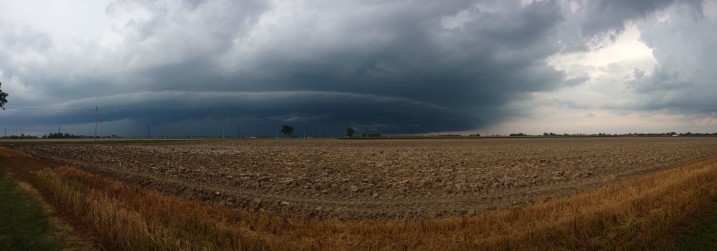 Our readers’ Friday night storm photos
