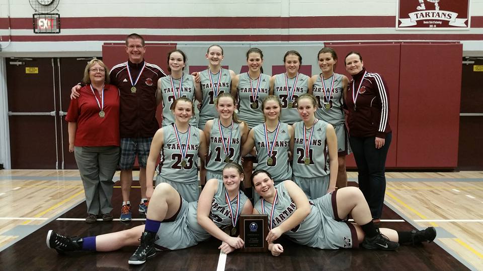 Senior girls basketball team captures SWOSSAA crown