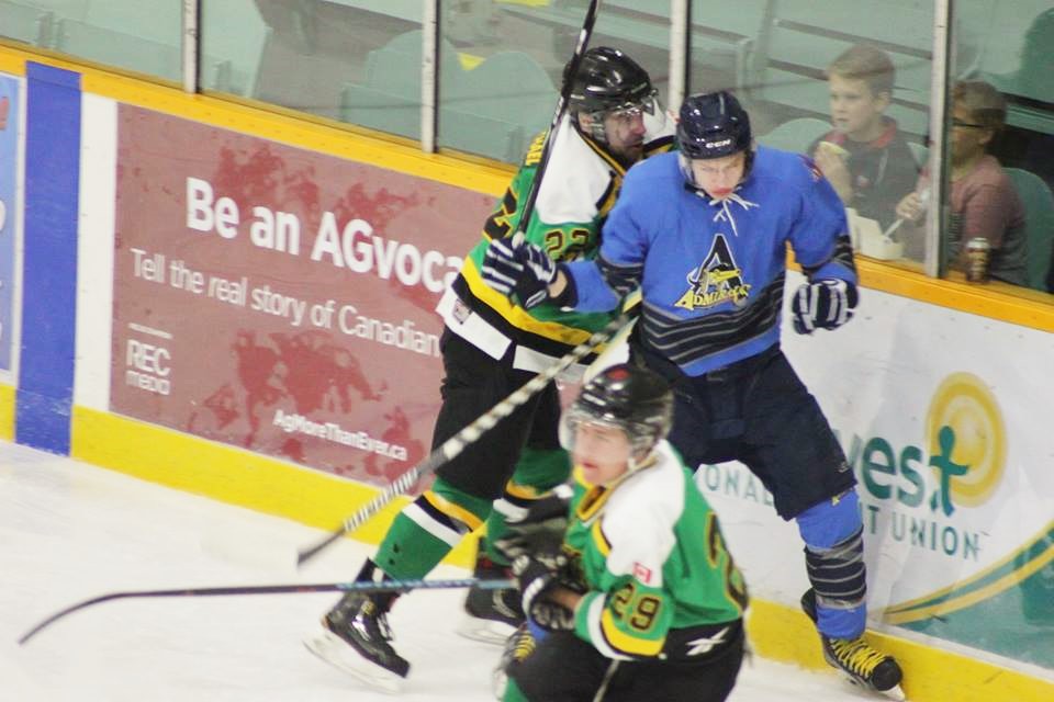 Lakers top Amherstburg for second straight win