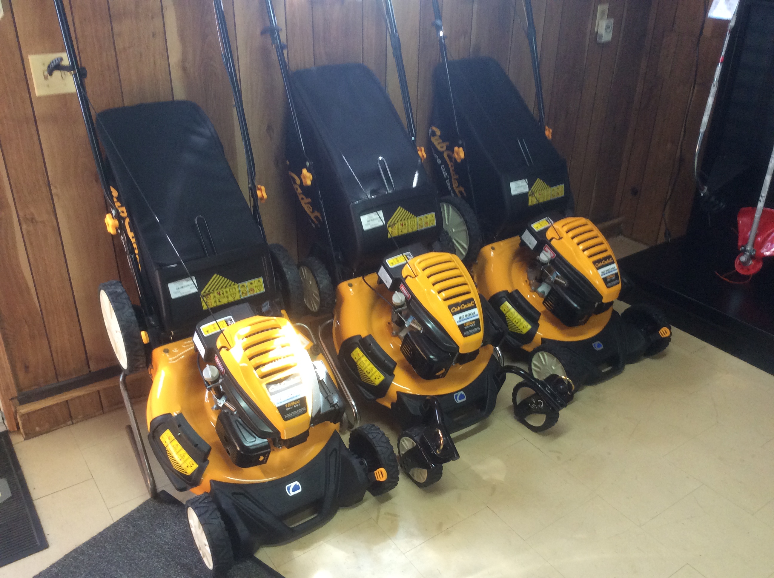 Cub Cadet Pushmowers @ Poolman Lawn & Garden Equipment