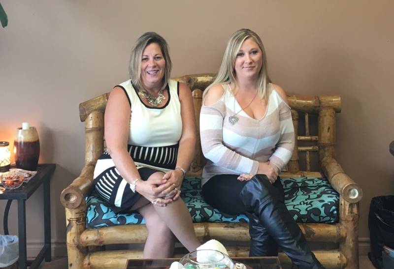 A mother-daughter team is bringing tanning back to life in Wallaceburg. 