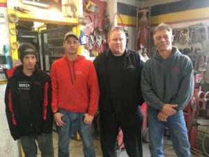 Towell’s Auto Body 519-627-6592