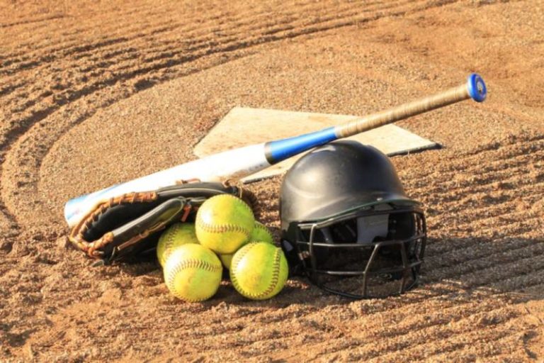 Wallaceburg Ladies Fastball team wins opener, minor baseball scores
