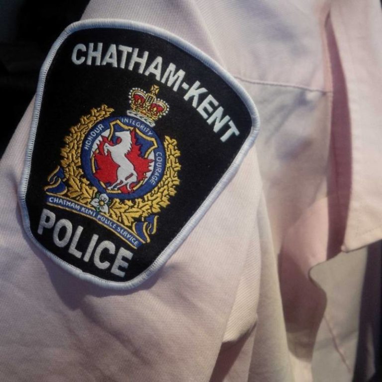 Rock thrown through Wallaceburg dental office window