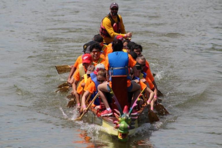 Dragon Boat Festival packs downtown Wallaceburg (Photos)