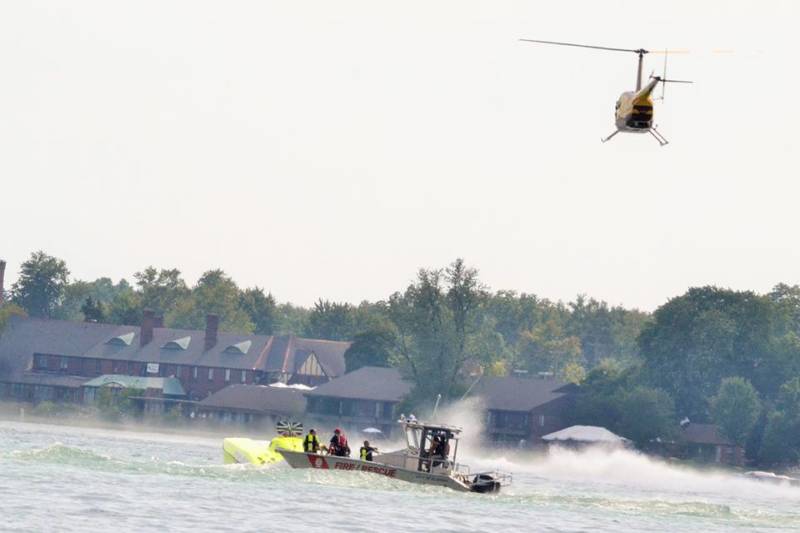 powerboat crash