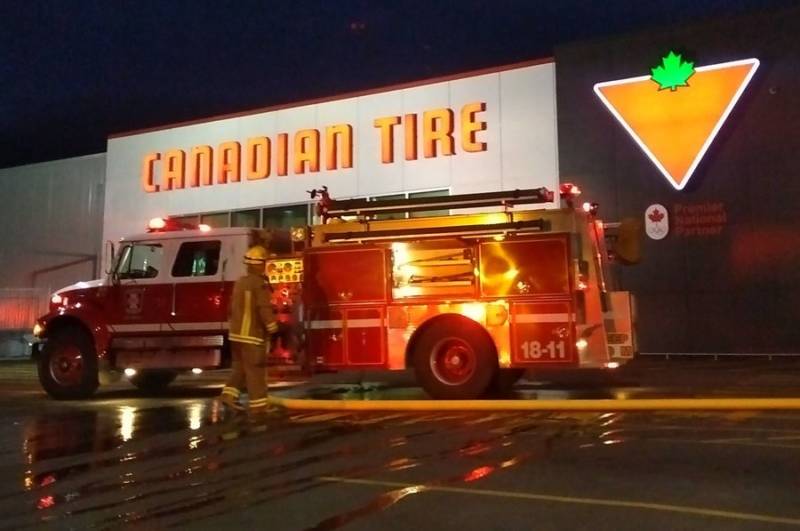 Investigation ongoing after Blenheim Canadian Tire blaze