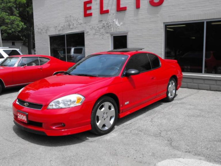 For Sale at Ellis Motors in Dresden – 2006 Monte Carlo SS