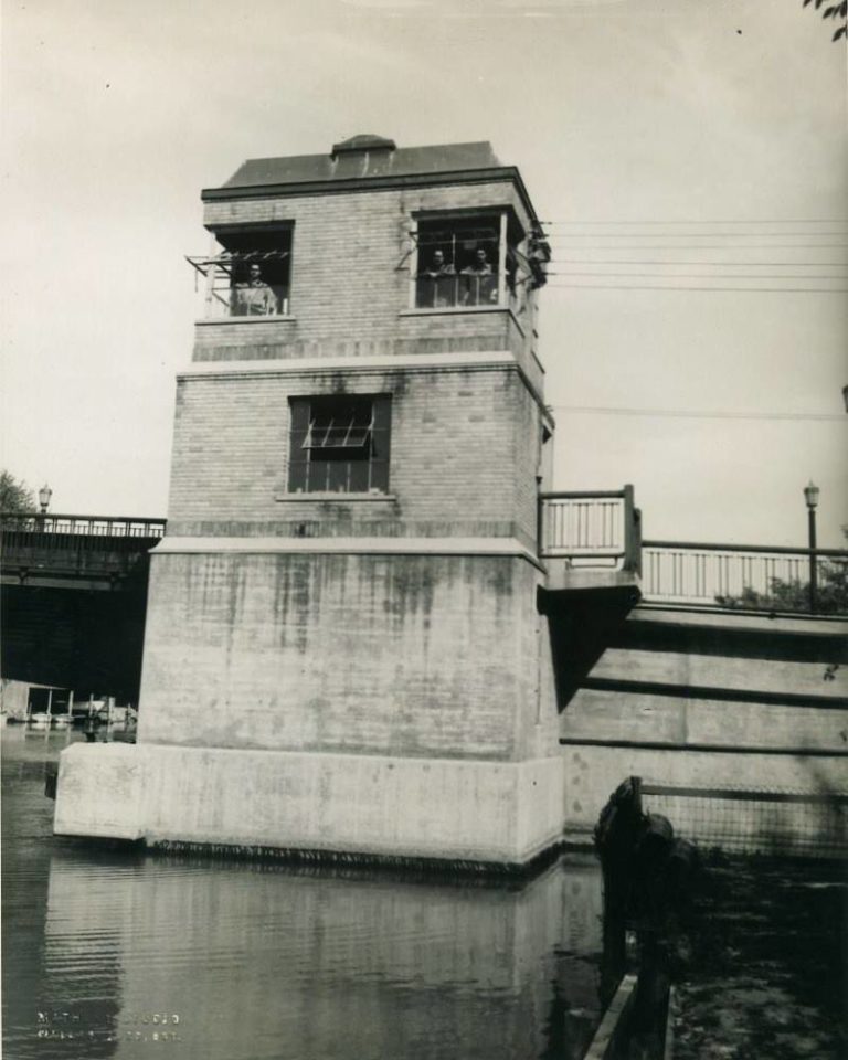TBT: Selkirk Bridge lookout tower, 1954