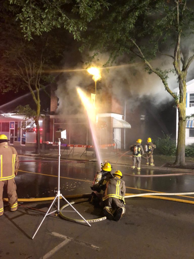 Commercial building fire in Thamesville (Photos)