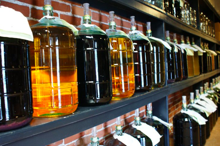 Holiday hours at Glasses and Grapes
