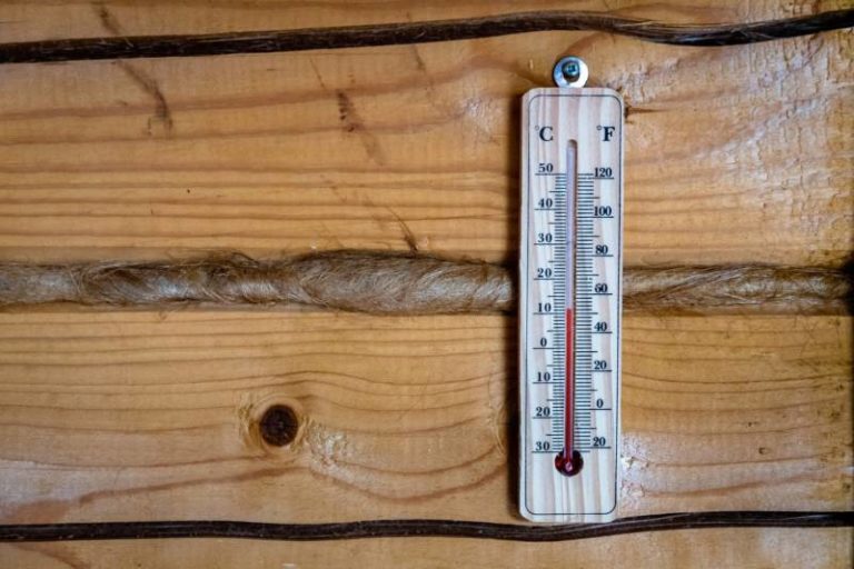 Heat warning, mix of sun & cloud, high 29°C, humidex 34°C