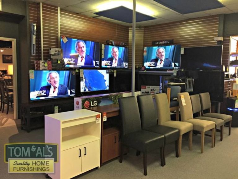 Tom and Al’s Quality Home Furnishings – Lisgar St. Wallaceburg