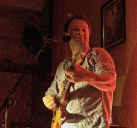 Bob n Buoys Bar & Boil in Mitchell’s Bay