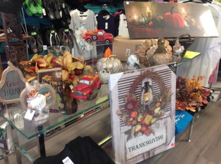 Tropical Tan has 50% off Fall and Halloween decor!