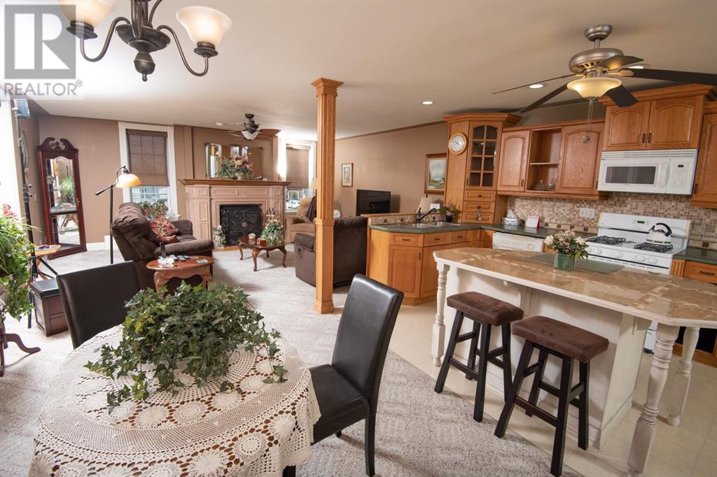 Splash Pools building for sale in downtown Wallaceburg