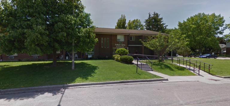 Apartment fire under investigation on Thomas Avenue in Wallaceburg