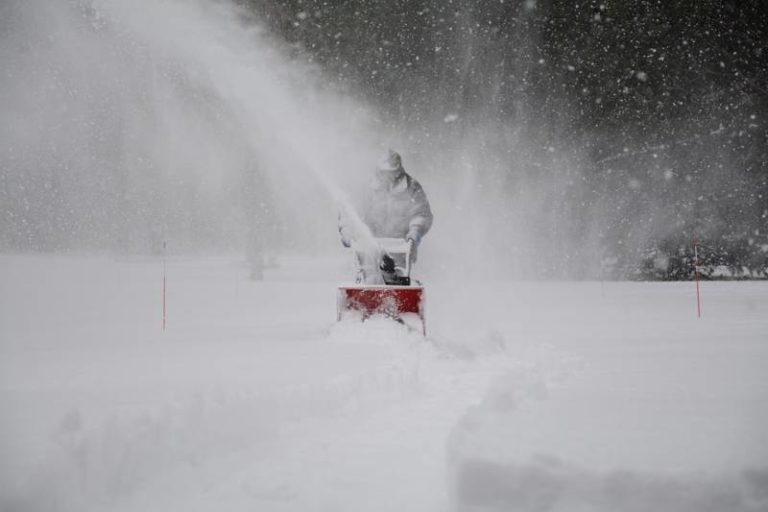 Dylan’s Property Maintenance – Snow Removal 519-328-7741