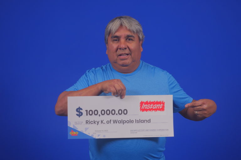 Walpole Island man wins $100,000 lottery prize