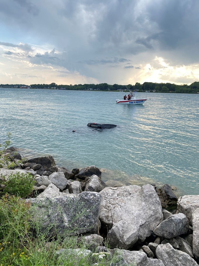 Truck crashes into the St. Clair River in Sarnia, teenage driver charged