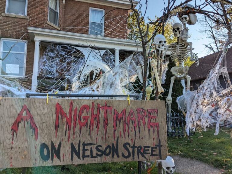 ‘Nightmare on Nelson Street’ on display once again for Halloween in Wallaceburg