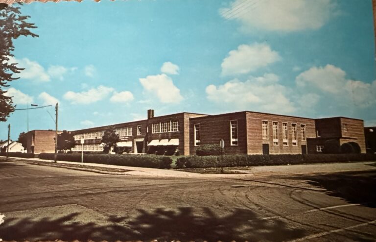 TBT: Wallaceburg District Secondary School