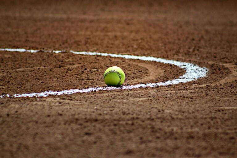 Gala Days ladies two-pitch tournament seeking umpires