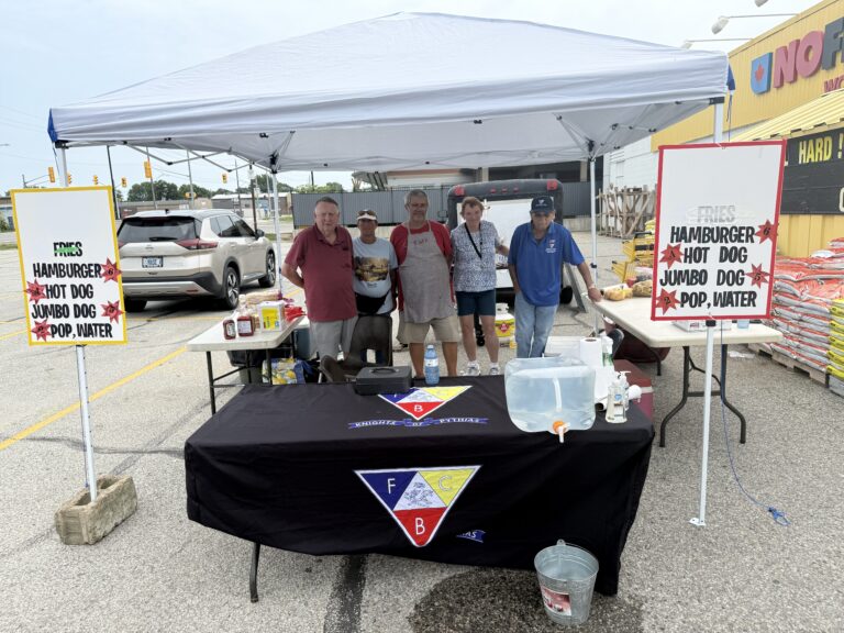 No Frills Wallaceburg – Knights of Pythias BBQ on Now!