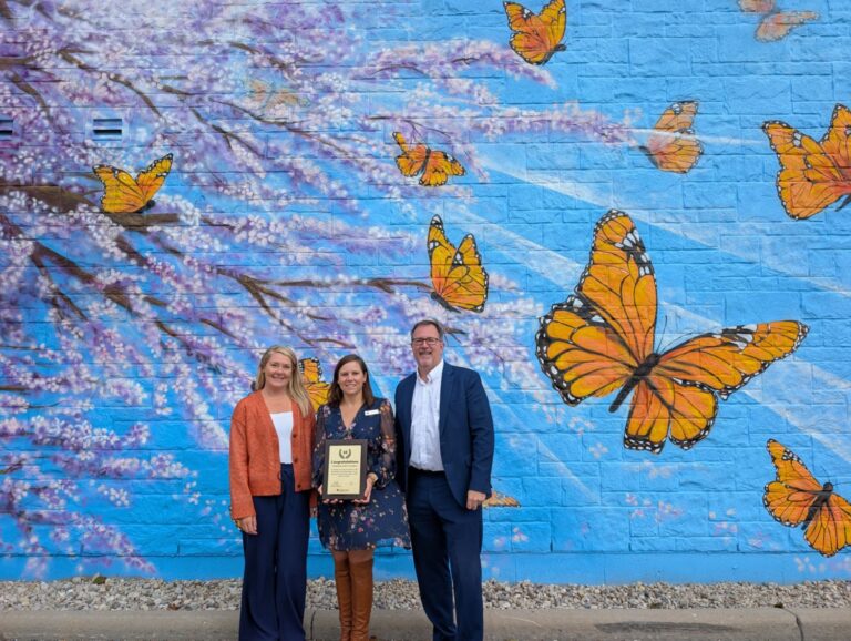 Chatham-Kent Hospice unveils mural marking 10th anniversary