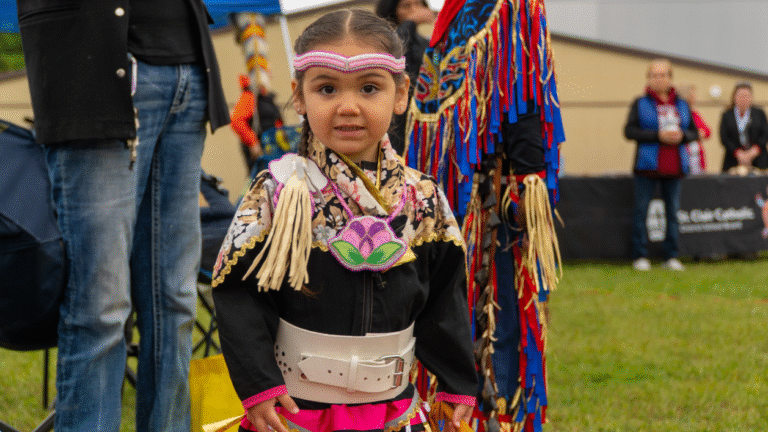 Wallaceburg students celebrate harvest at Corn Moon Powwow