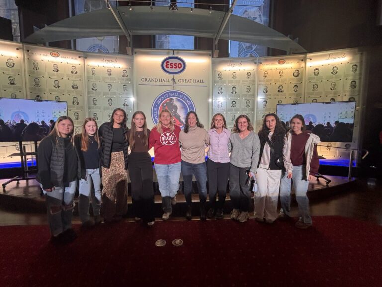 Wallaceburg U18 girls’ hockey team enjoys memorable WickFest weekend in Milton